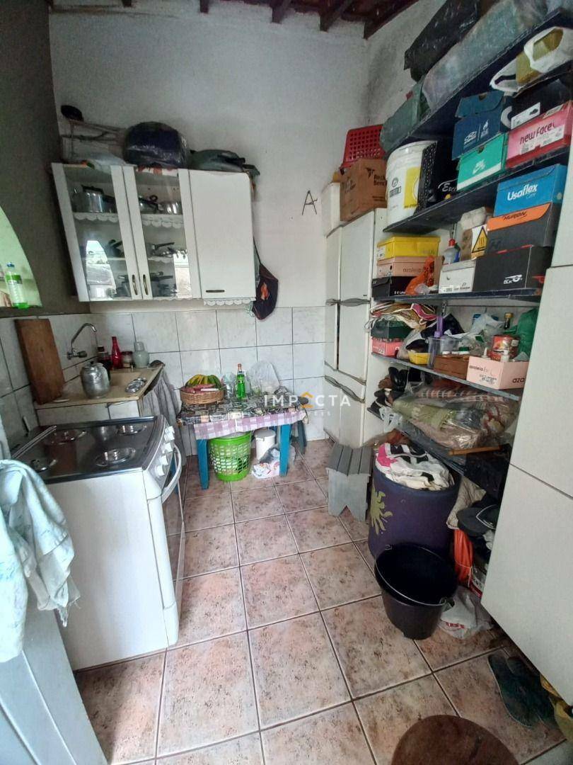 Casa à venda com 4 quartos, 159m² - Foto 18