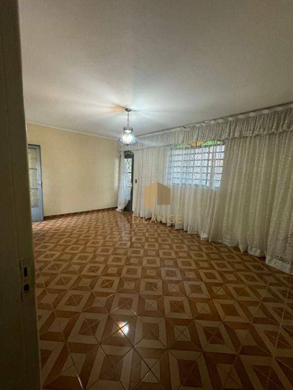 Casa à venda com 3 quartos, 140m² - Foto 3