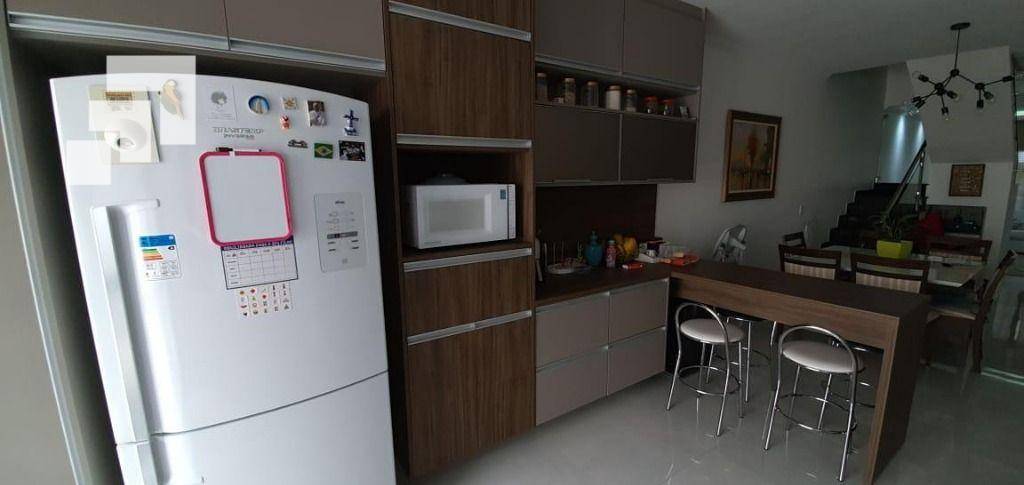 Casa à venda com 3 quartos, 150m² - Foto 21