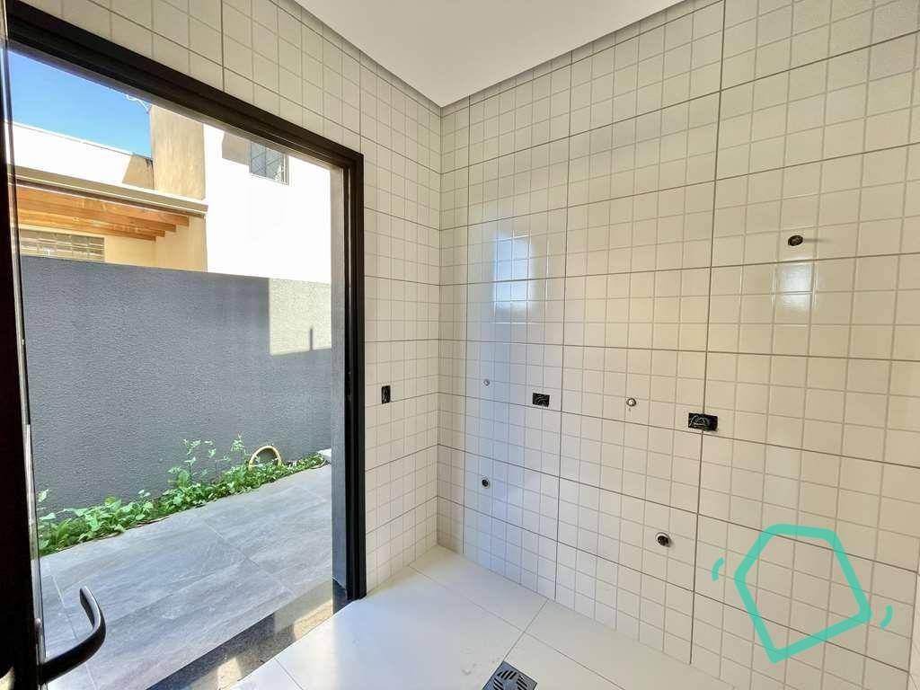 Casa de Condomínio à venda com 3 quartos, 230m² - Foto 30