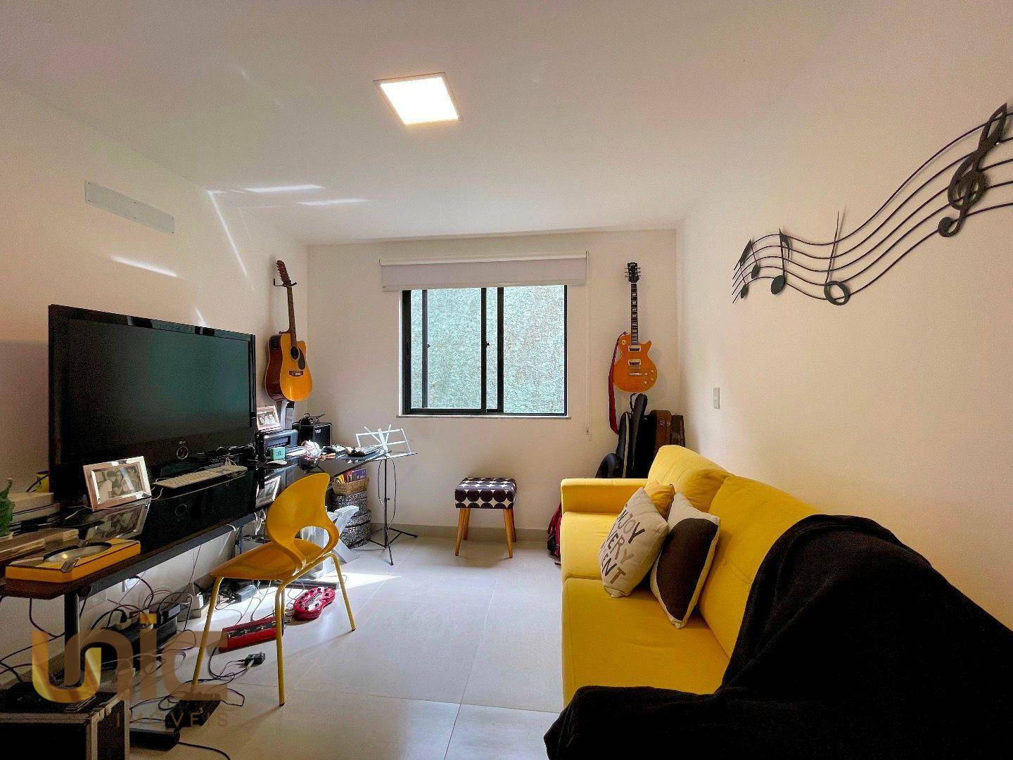 Apartamento à venda com 3 quartos, 77m² - Foto 16