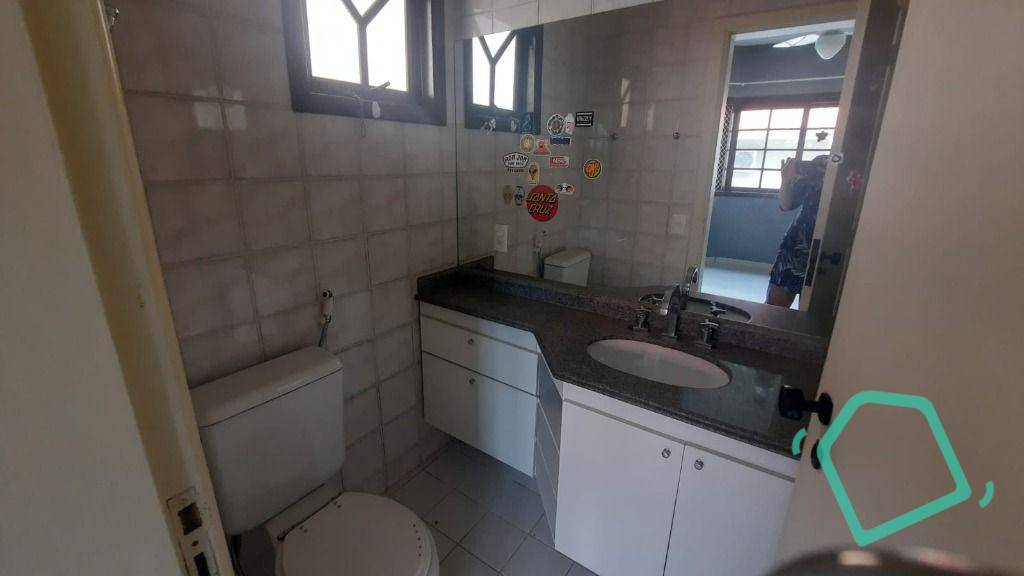 Casa de Condomínio à venda com 3 quartos, 250m² - Foto 23