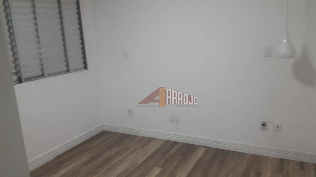 Apartamento à venda com 3 quartos, 70m² - Foto 15