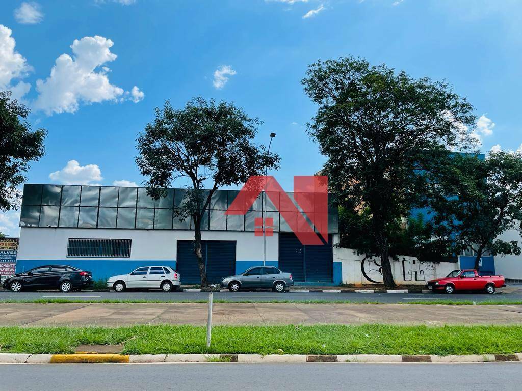 Depósito-Galpão-Armazém para alugar, 1300m² - Foto 1