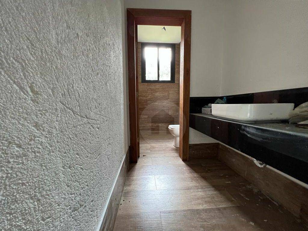 Casa à venda com 3 quartos, 300m² - Foto 12