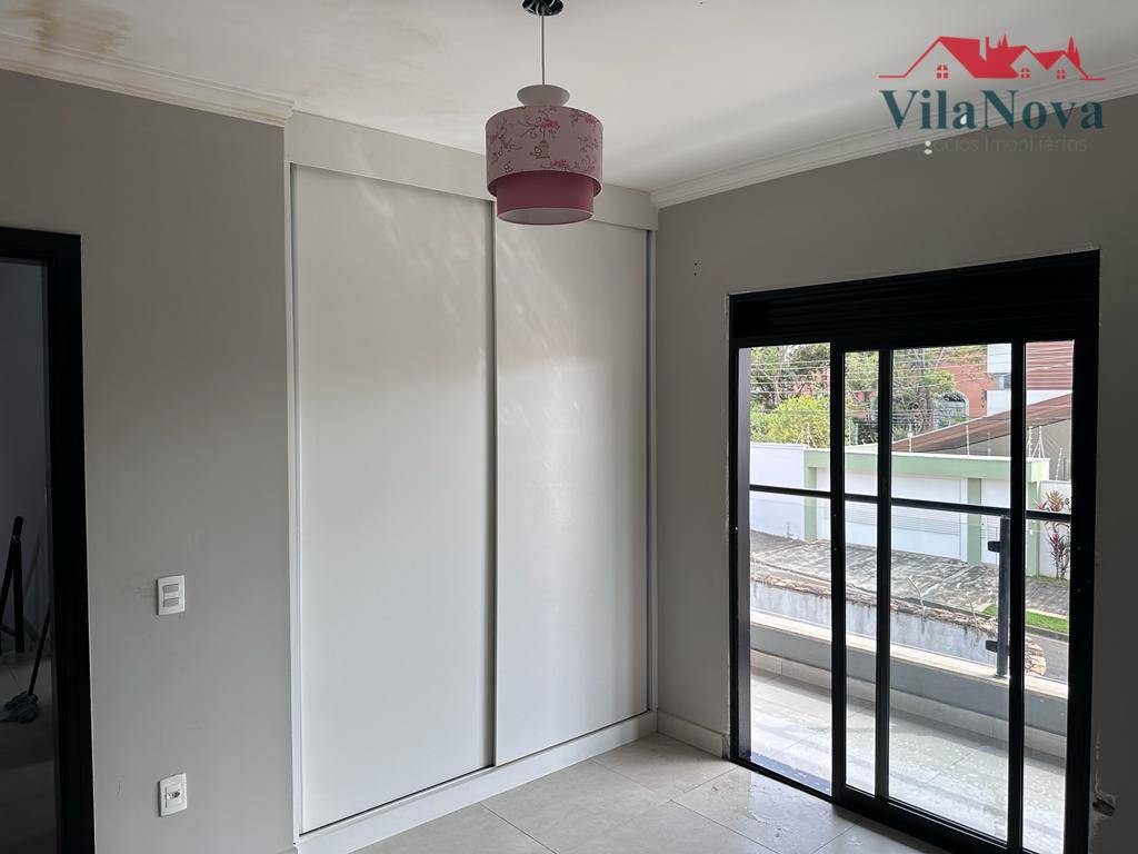 Casa à venda com 3 quartos, 295m² - Foto 10