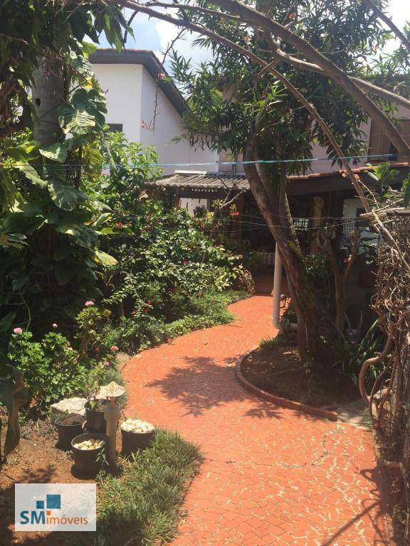 Sobrado à venda e aluguel com 5 quartos, 340m² - Foto 9