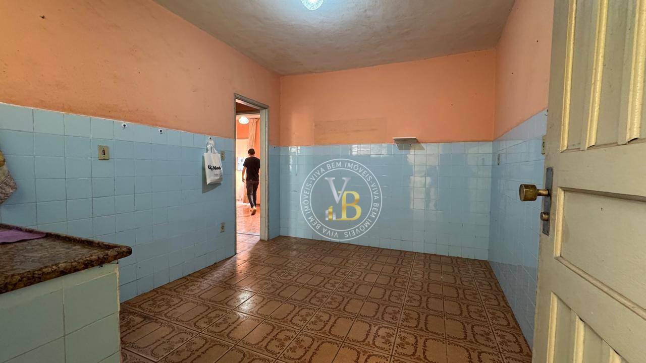 Casa à venda e aluguel com 3 quartos, 101m² - Foto 12