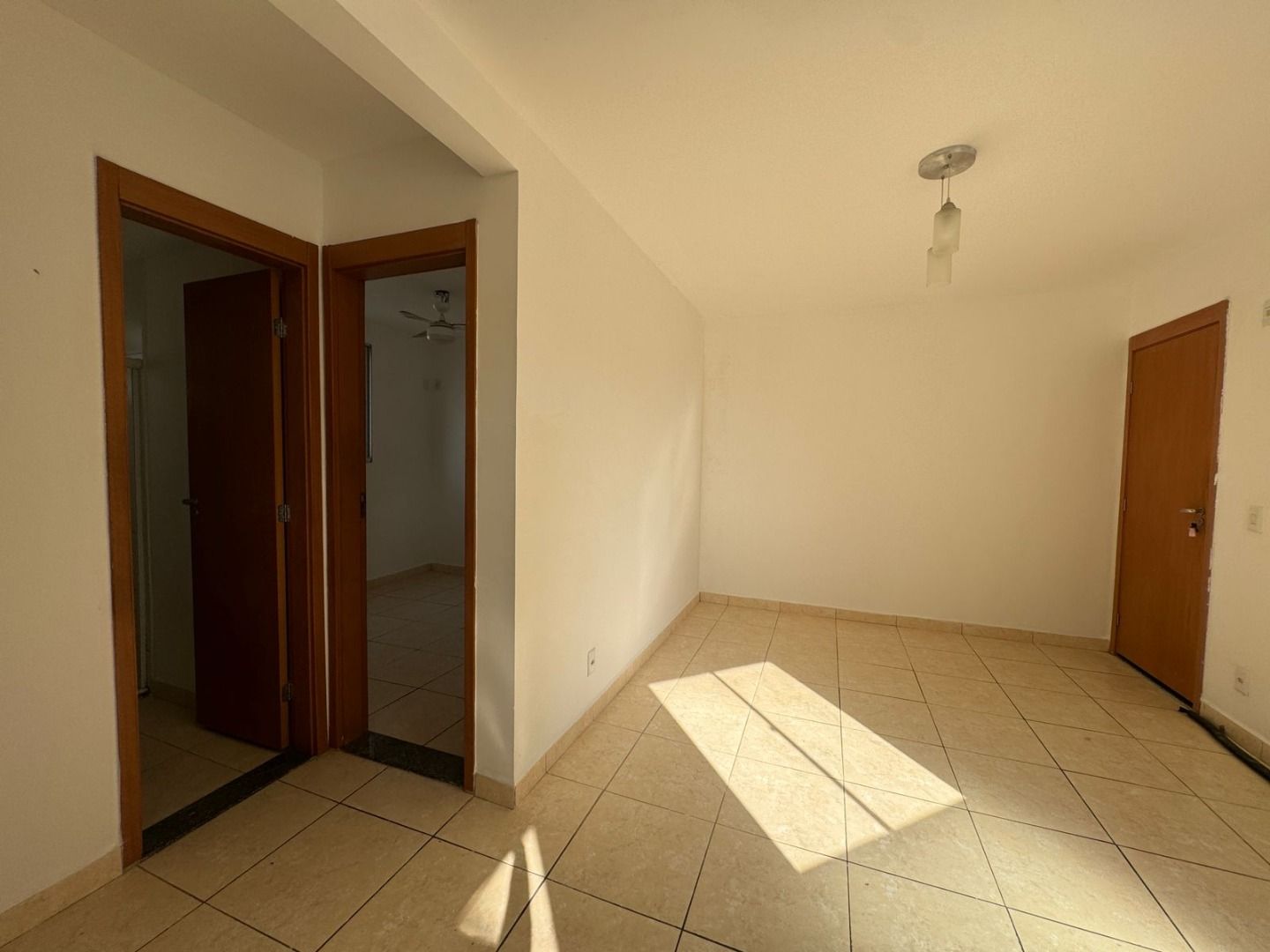 Apartamento à venda com 2 quartos, 50m² - Foto 11