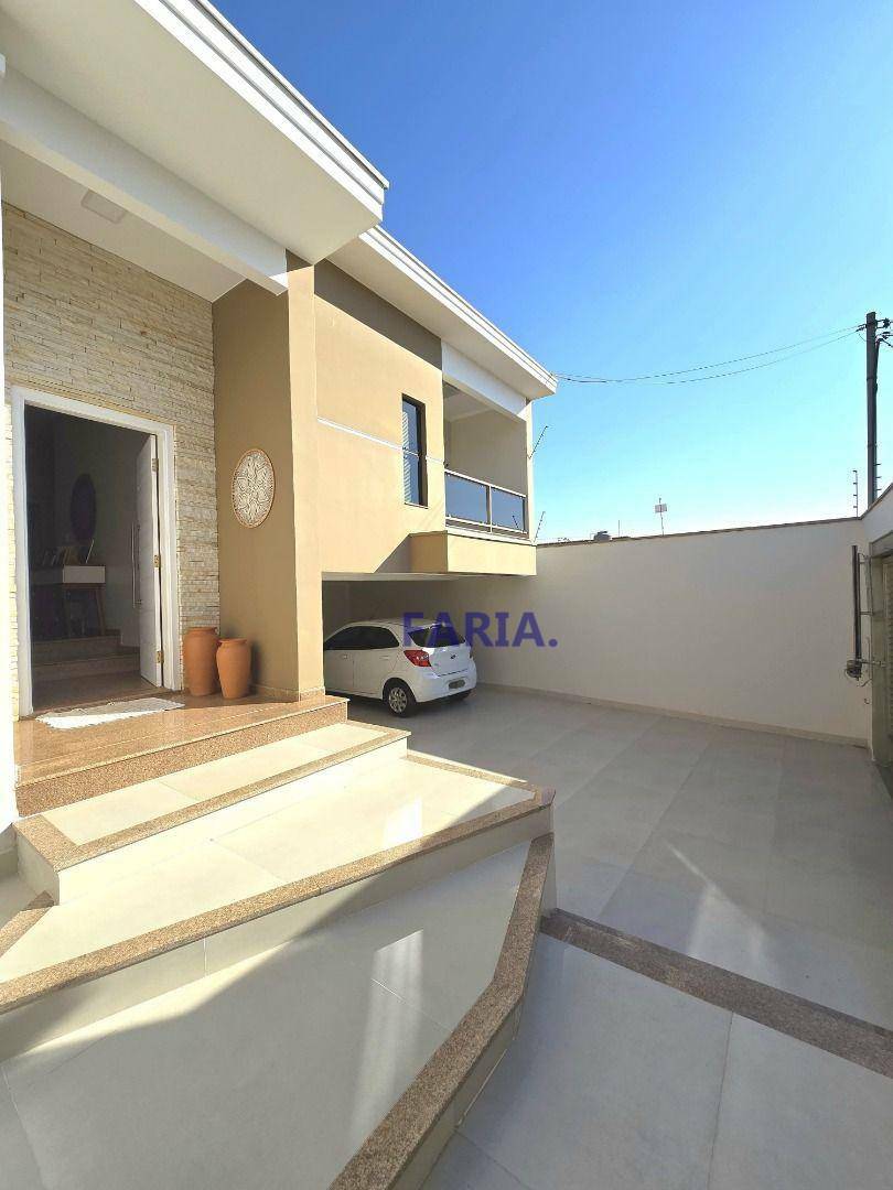 Casa, 4 quartos, 250 m² - Foto 3