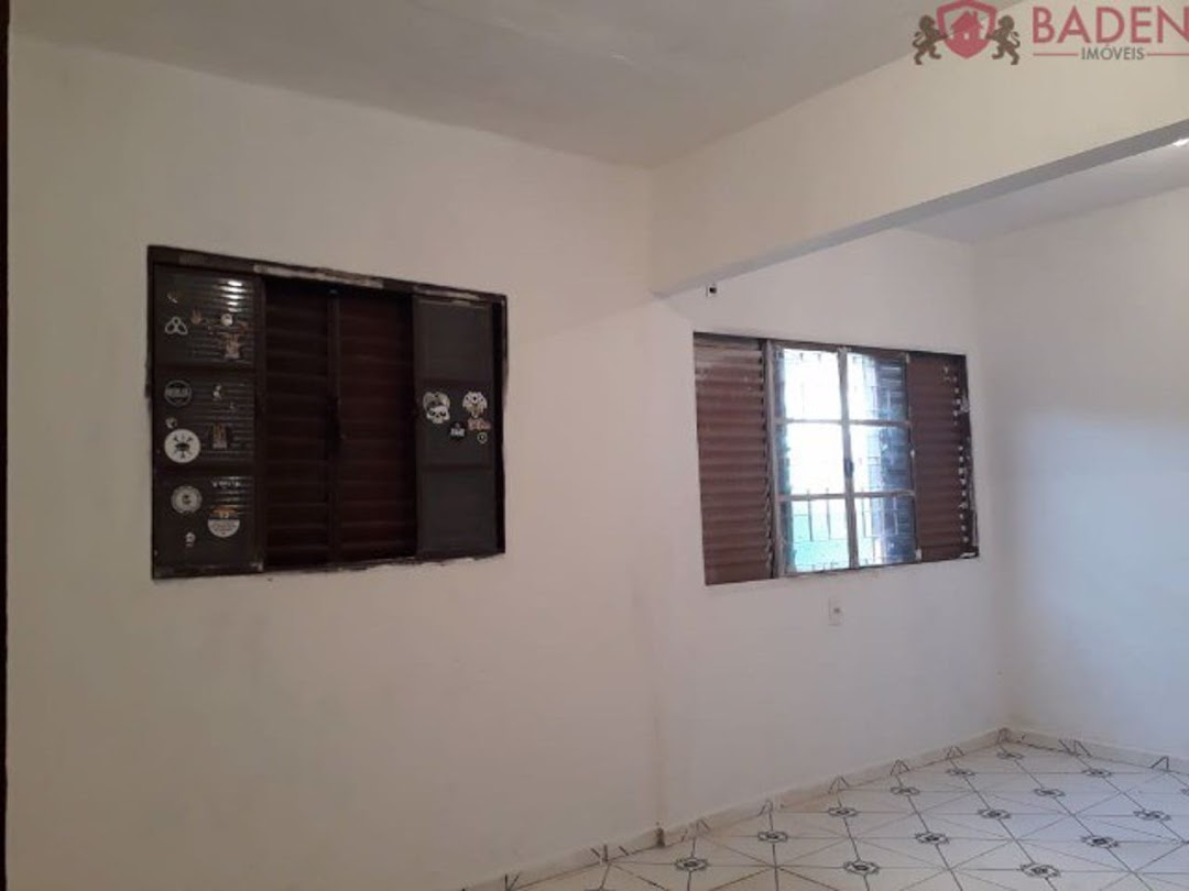 Casa à venda com 5 quartos, 120m² - Foto 4