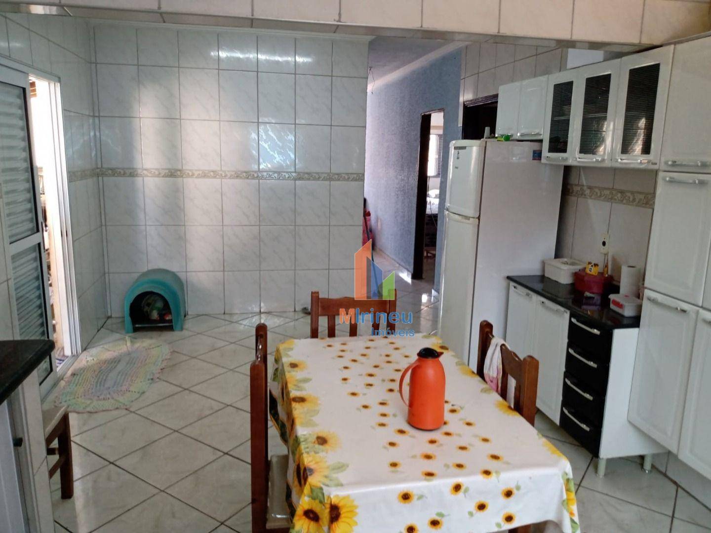 Casa à venda com 3 quartos, 150m² - Foto 4