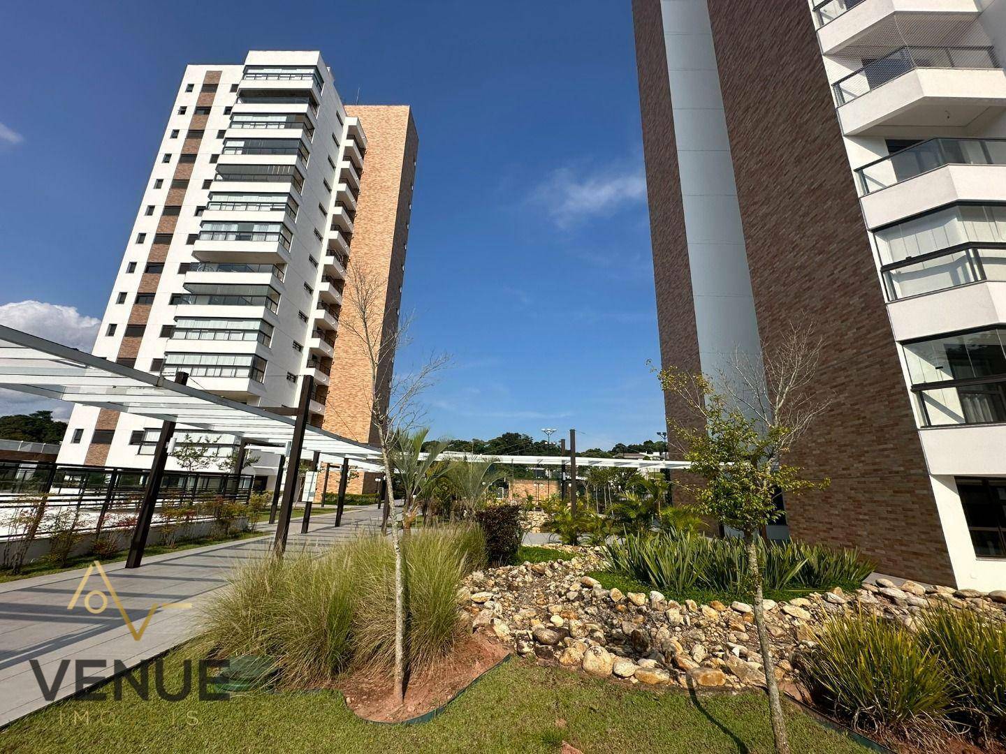 Apartamento à venda com 3 quartos, 193m² - Foto 17