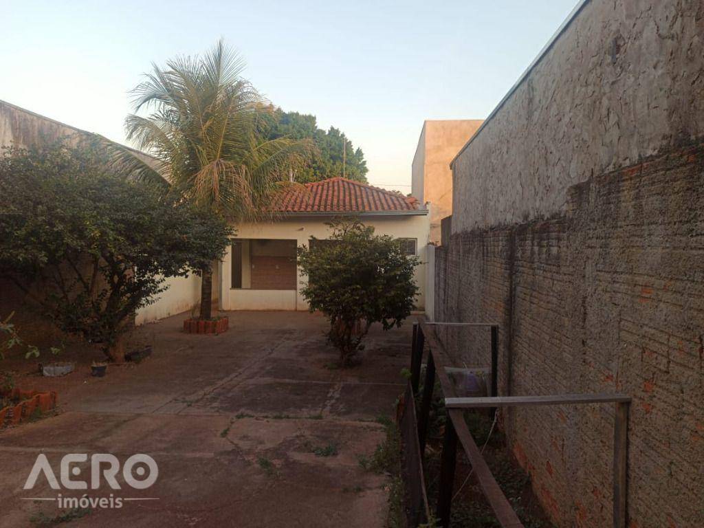 Casa à venda com 2 quartos, 110m² - Foto 5