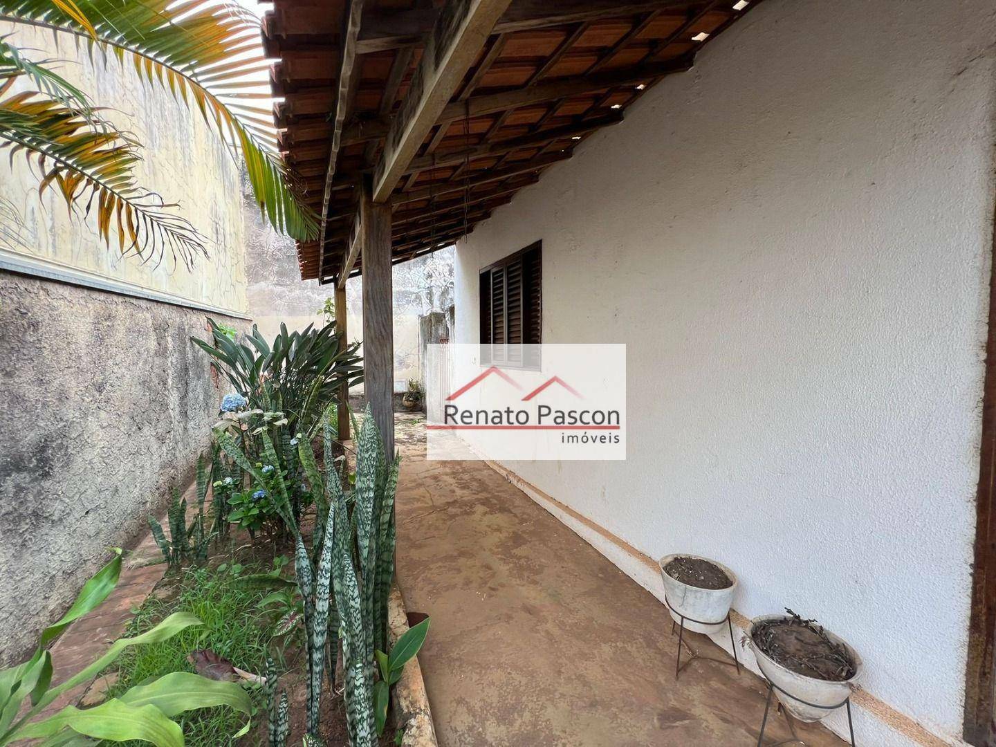 Casa à venda com 2 quartos, 137m² - Foto 2