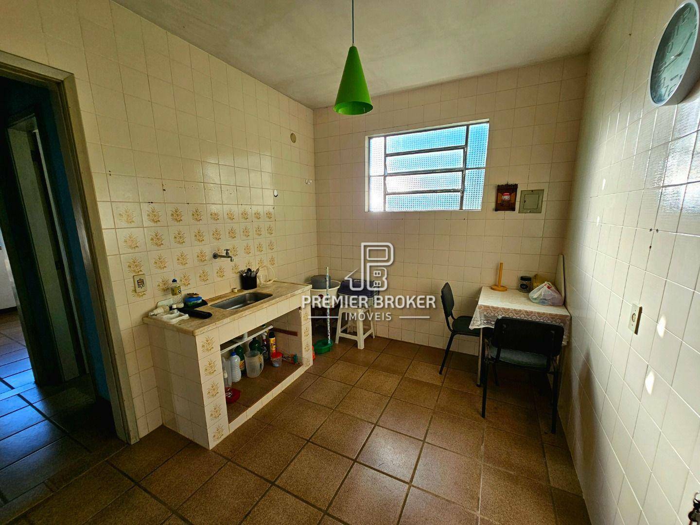 Casa à venda com 5 quartos, 142m² - Foto 43