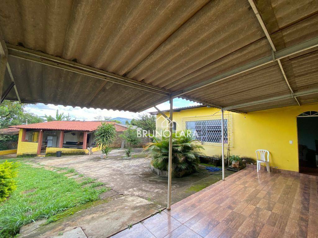 Sítio à venda com 3 quartos, 250m² - Foto 4