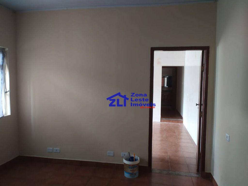 Casa para alugar com 2 quartos, 90m² - Foto 8