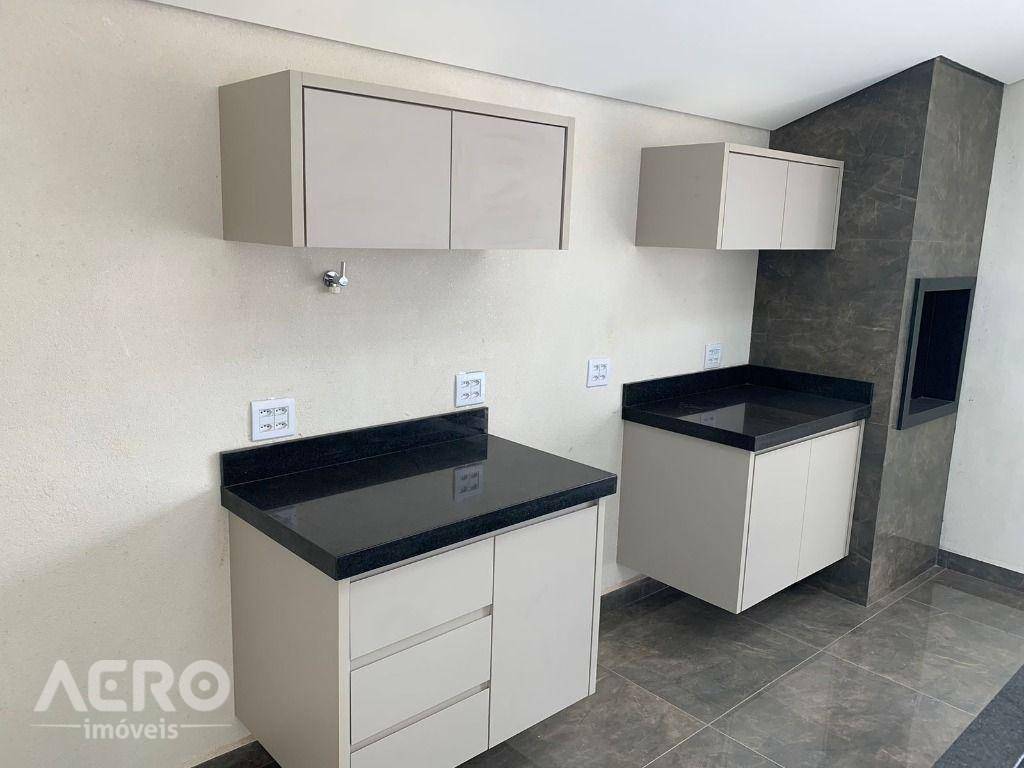 Casa de Condomínio para alugar com 2 quartos, 203m² - Foto 14