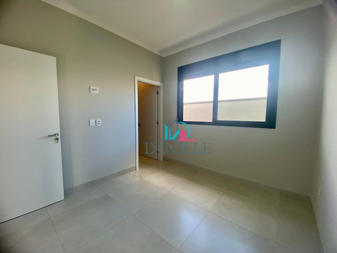 Casa de Condomínio à venda com 3 quartos, 161m² - Foto 9