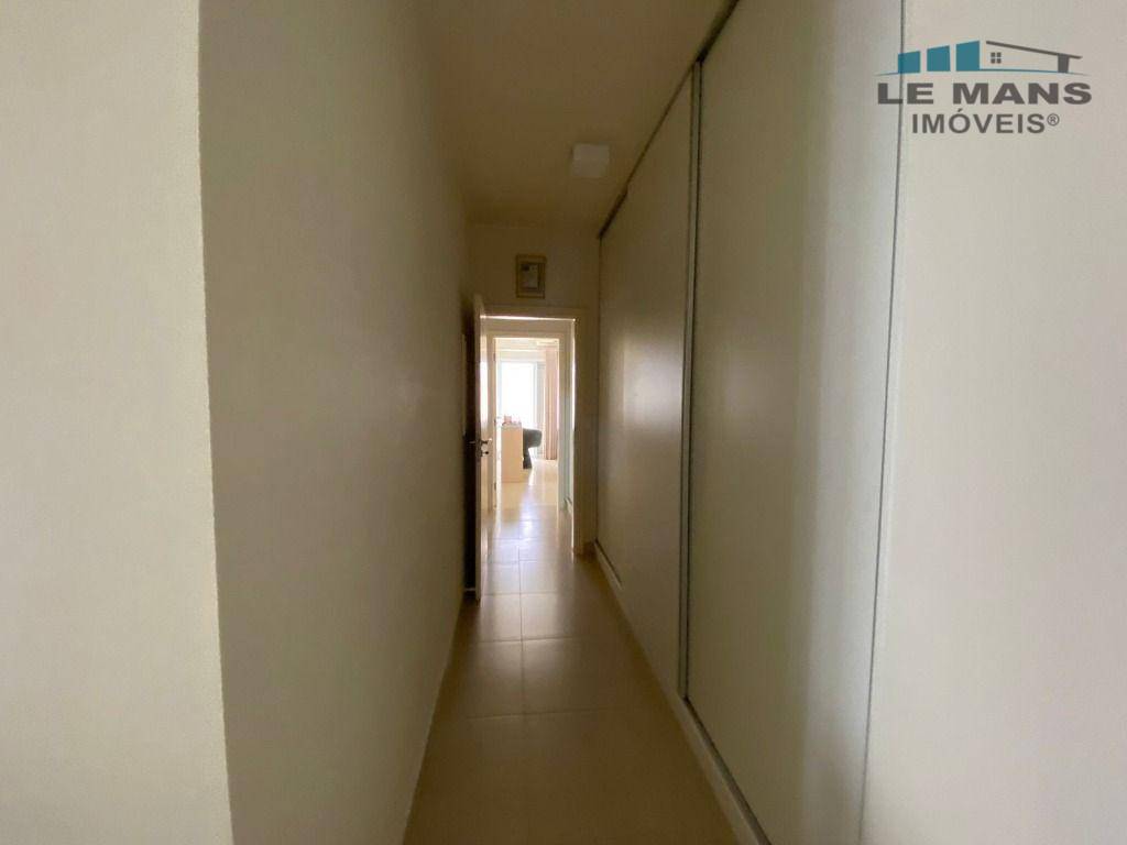 Casa à venda com 3 quartos, 300m² - Foto 26