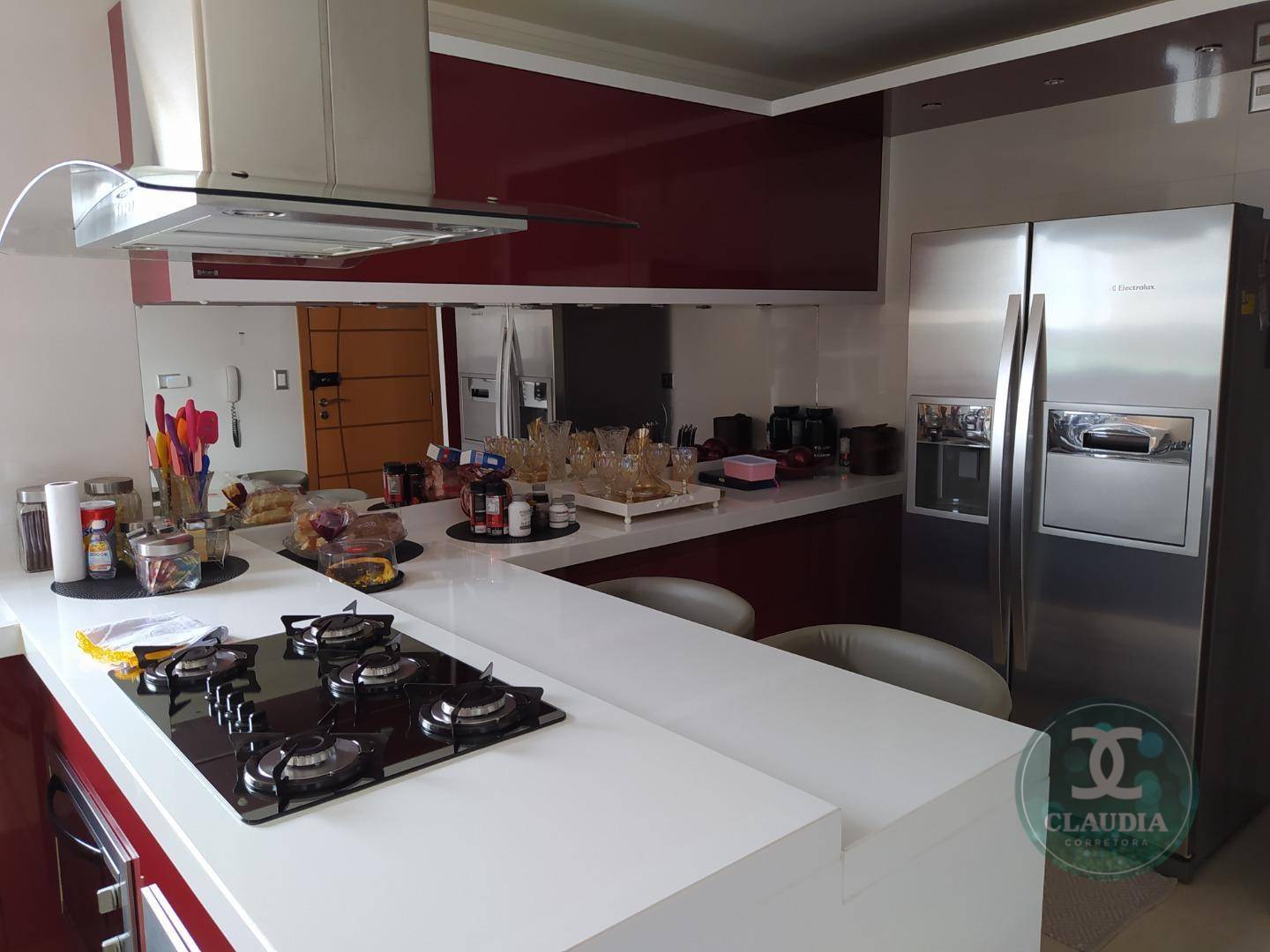 Apartamento à venda com 3 quartos, 251m² - Foto 18