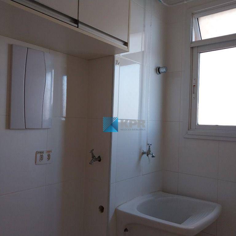 Apartamento à venda e aluguel com 2 quartos, 75m² - Foto 18