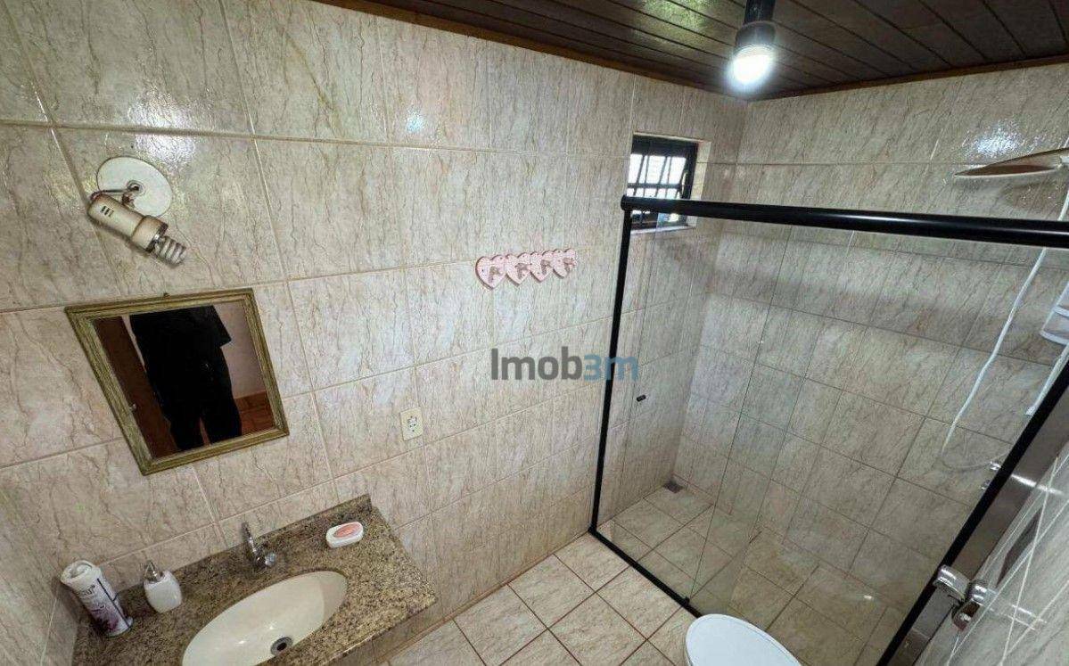 Chácara à venda com 2 quartos, 240m² - Foto 12