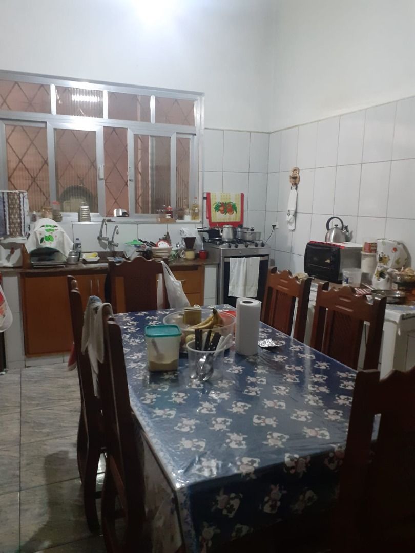 Sobrado à venda com 4 quartos, 250m² - Foto 5