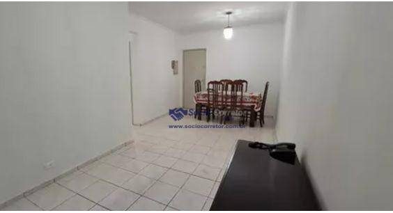 Apartamento à venda com 2 quartos, 79m² - Foto 4