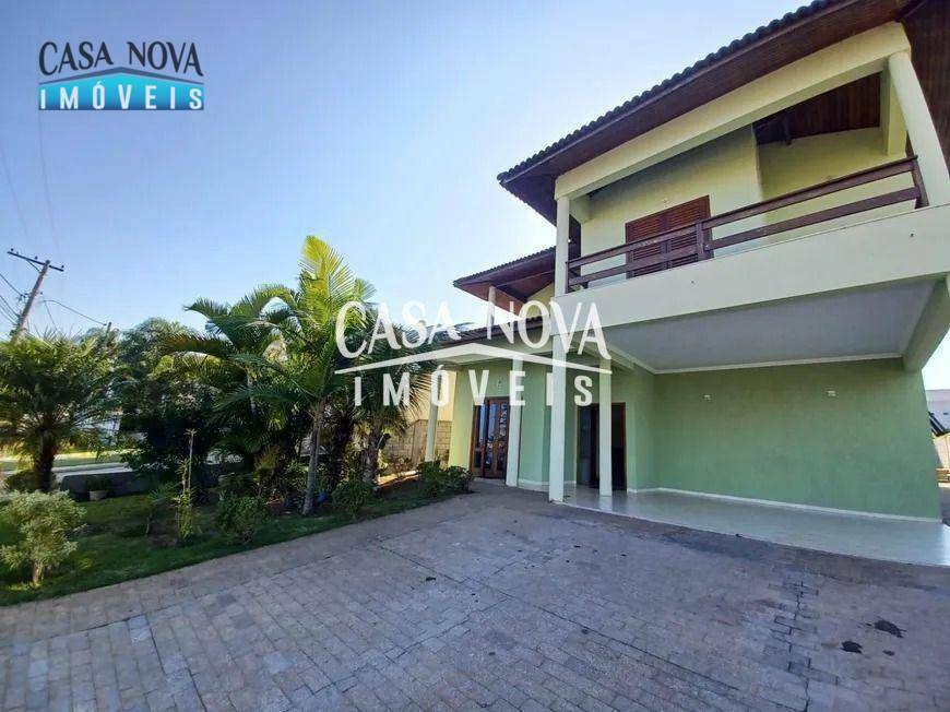 Casa de Condomínio à venda com 5 quartos, 336m² - Foto 3