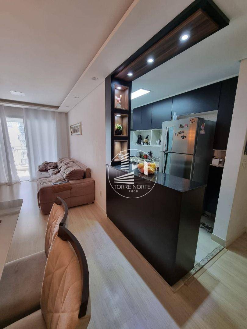 Apartamento à venda com 3 quartos, 81m² - Foto 4