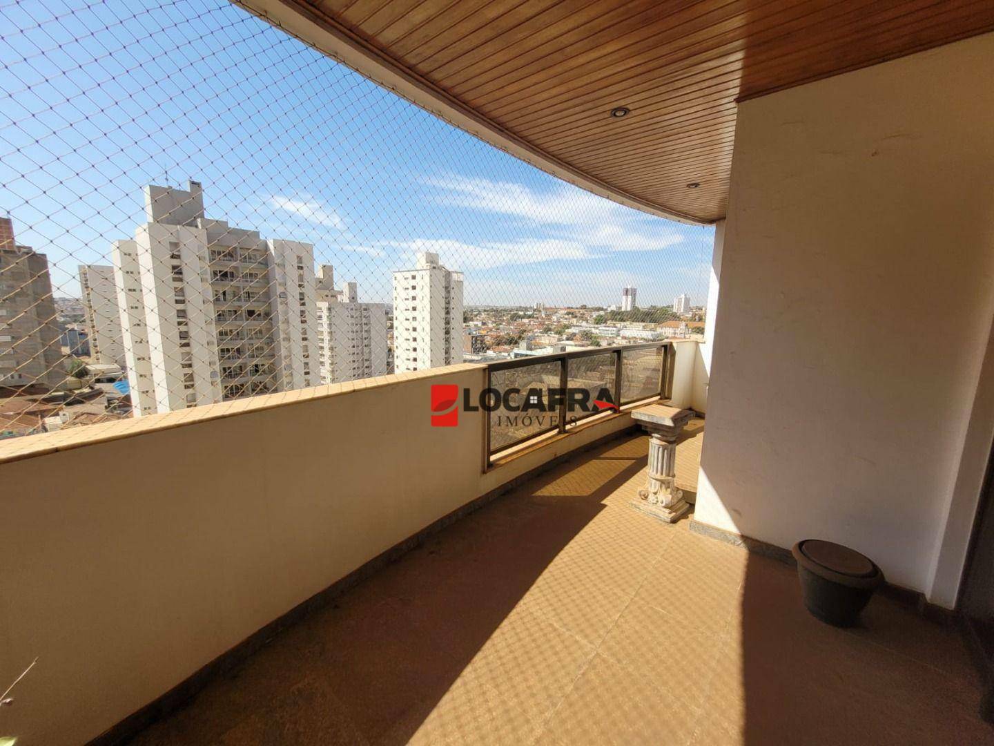 Apartamento à venda com 3 quartos, 304m² - Foto 32