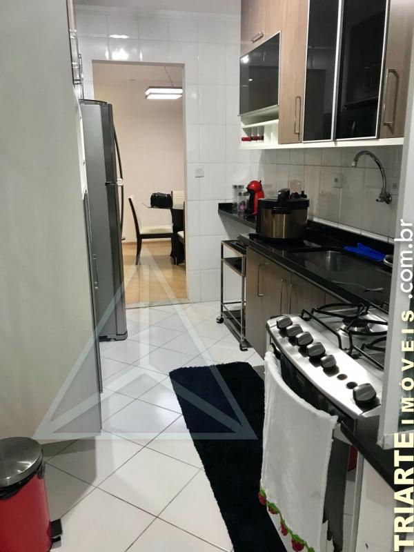 Apartamento à venda com 2 quartos, 62m² - Foto 8