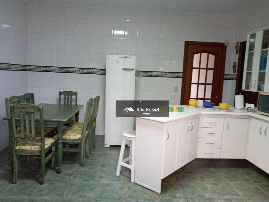 Casa de Condomínio à venda com 5 quartos, 450m² - Foto 3