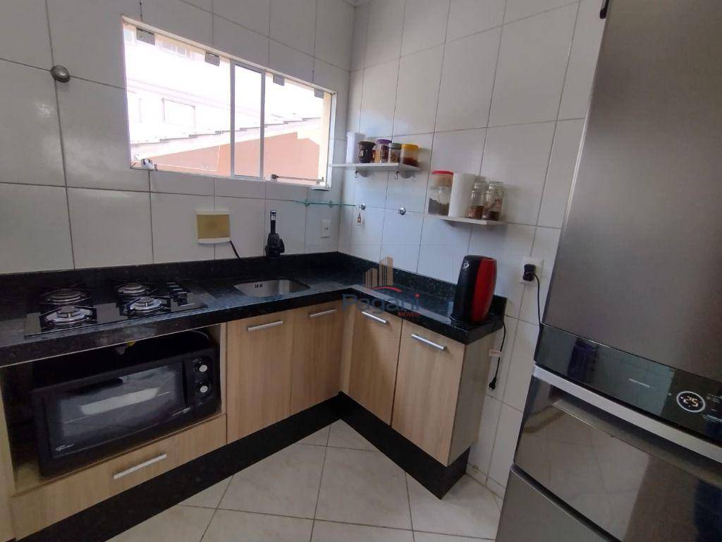 Apartamento à venda com 2 quartos, 64m² - Foto 4