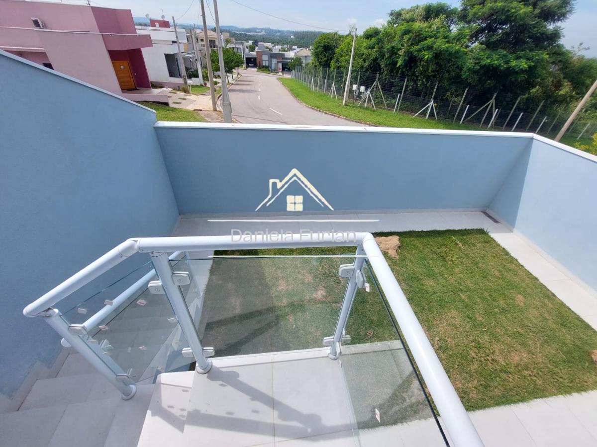 Casa de Condomínio à venda com 3 quartos, 130m² - Foto 1