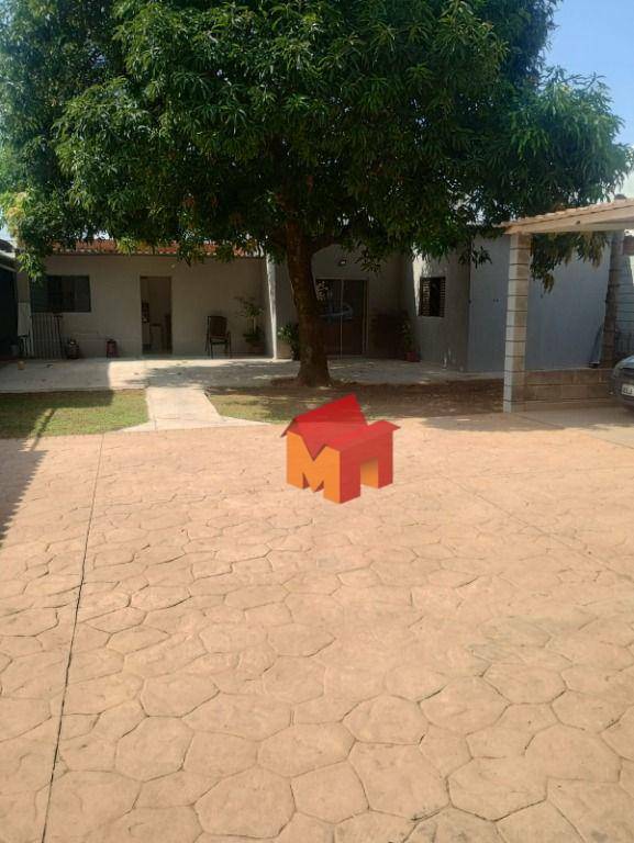 Chácara à venda com 2 quartos, 200m² - Foto 18