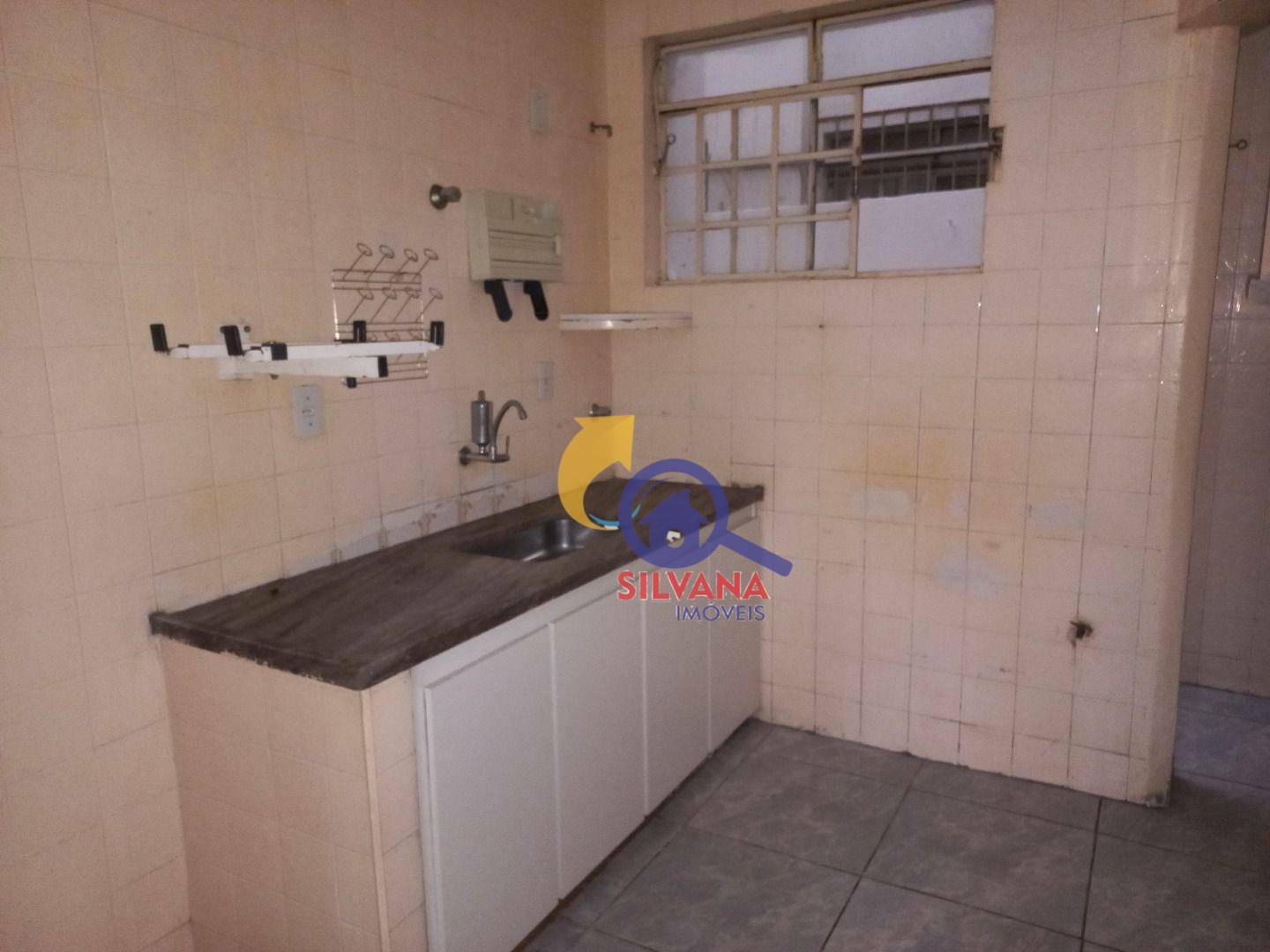 Apartamento para alugar com 3 quartos, 110m² - Foto 8