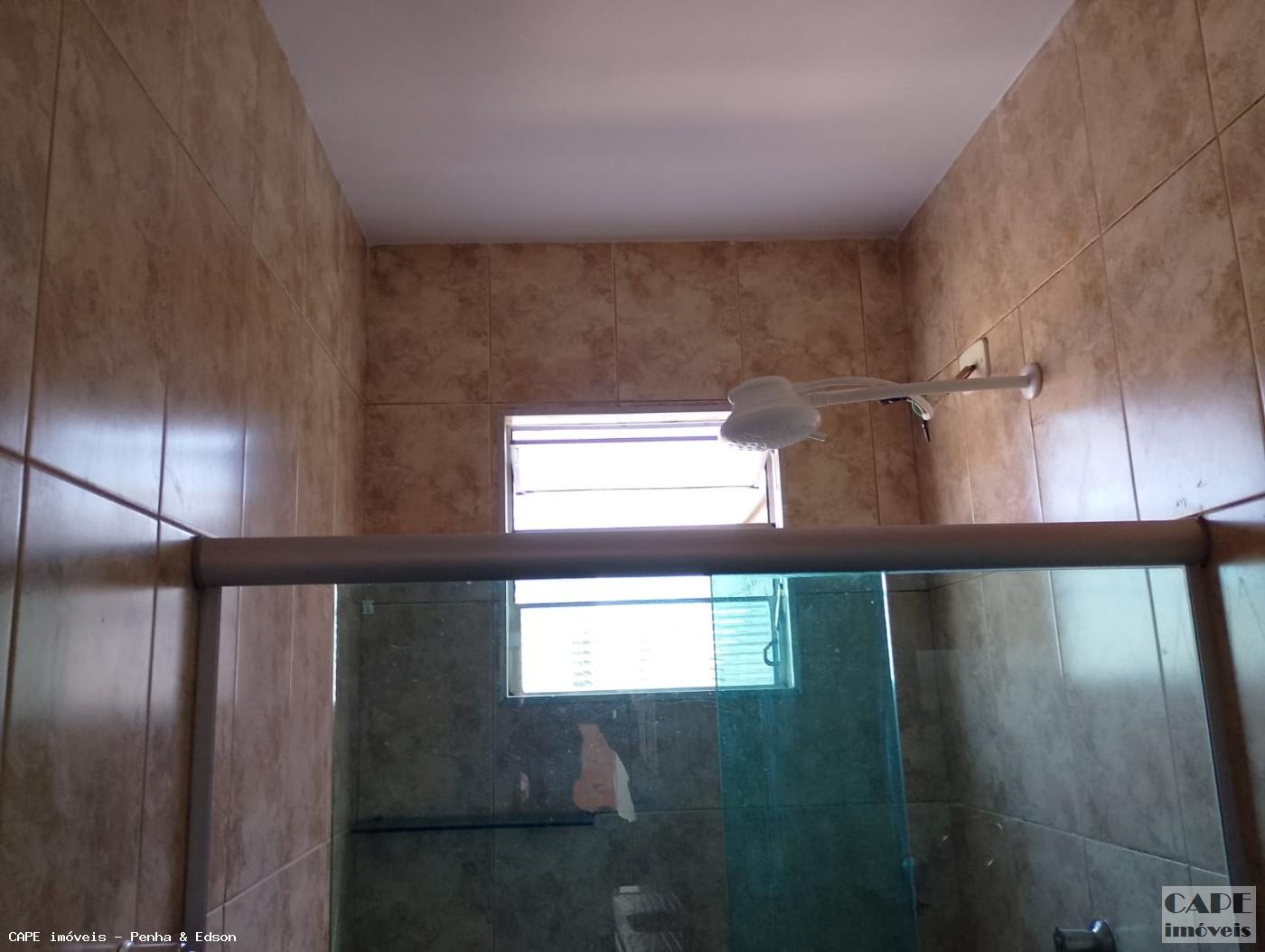 Casa para alugar com 2 quartos, 45m² - Foto 16