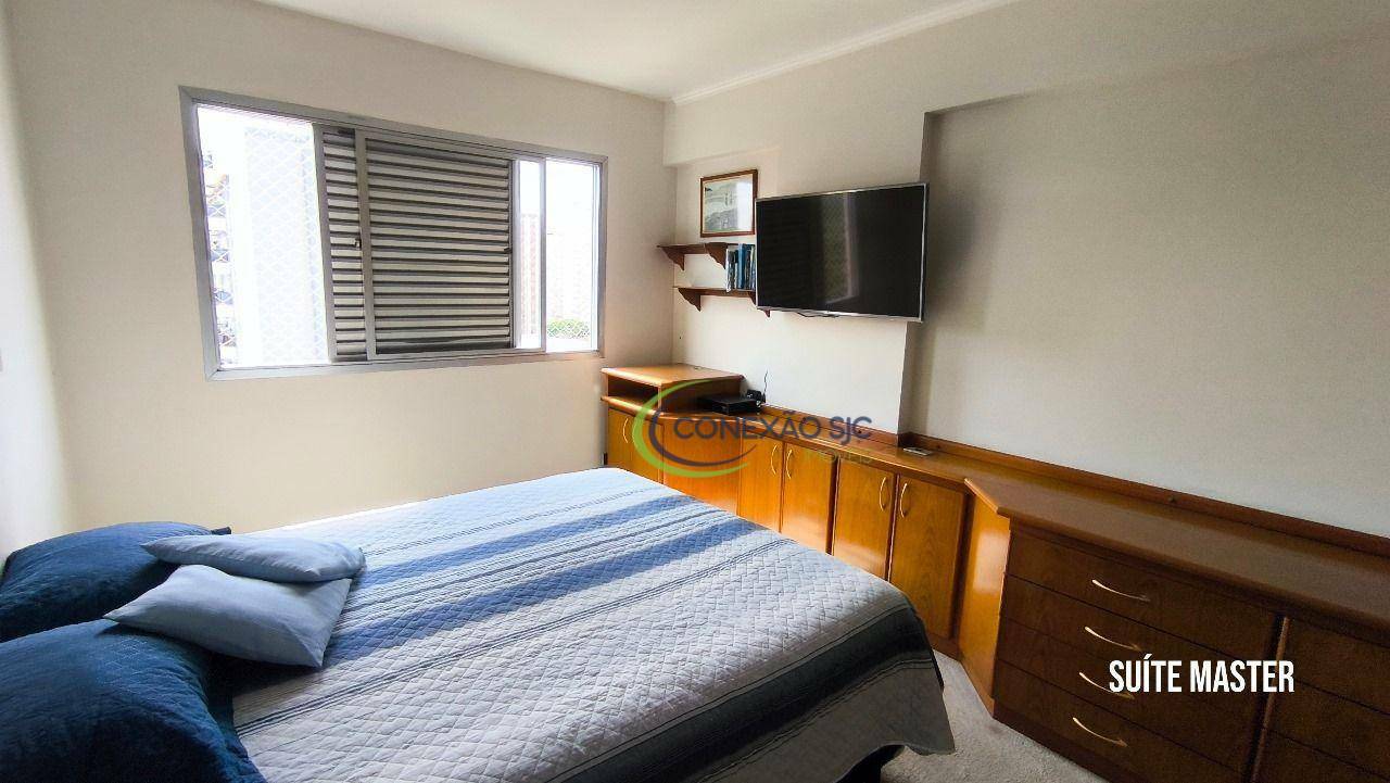 Apartamento à venda com 4 quartos, 217m² - Foto 16