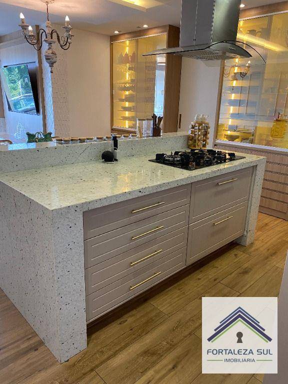 Apartamento à venda com 3 quartos, 137m² - Foto 12