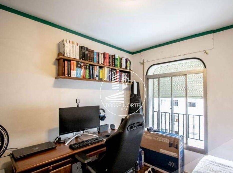 Apartamento à venda com 3 quartos, 130m² - Foto 14