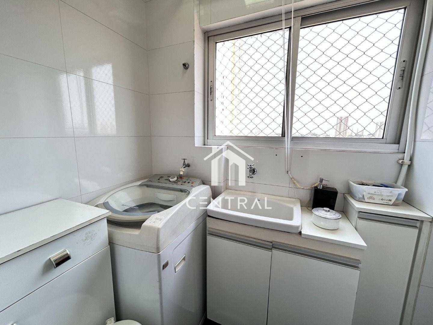 Apartamento à venda e aluguel com 2 quartos, 70m² - Foto 14