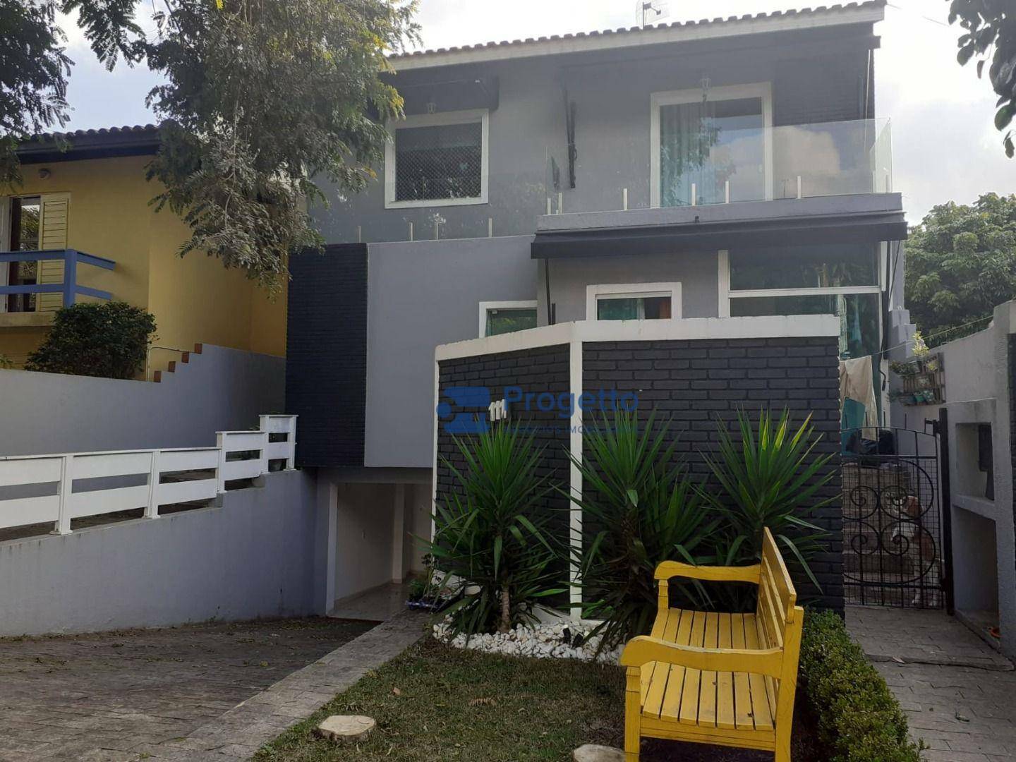 Casa de Condomínio à venda com 3 quartos, 395m² - Foto 1