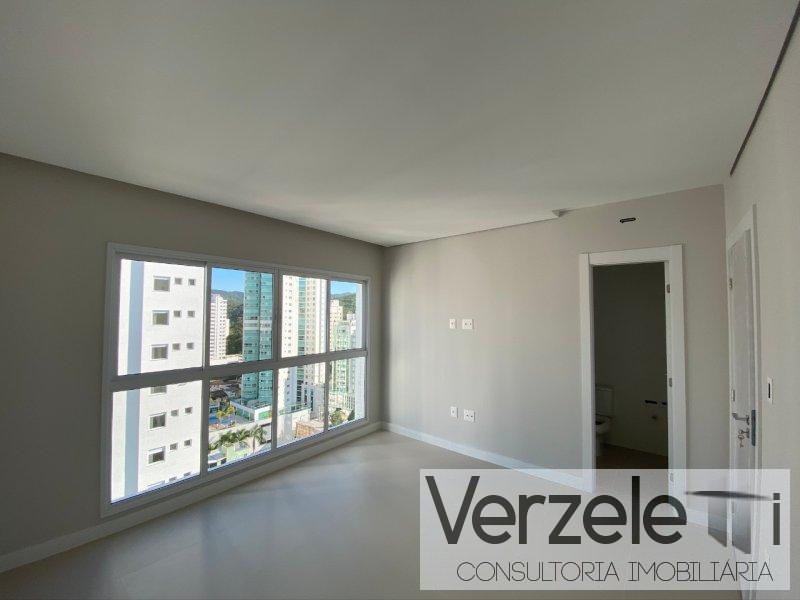 Apartamento à venda com 4 quartos, 160m² - Foto 15