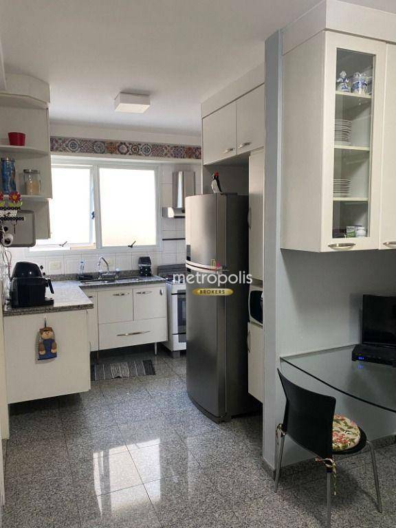 Apartamento à venda com 4 quartos, 144m² - Foto 11