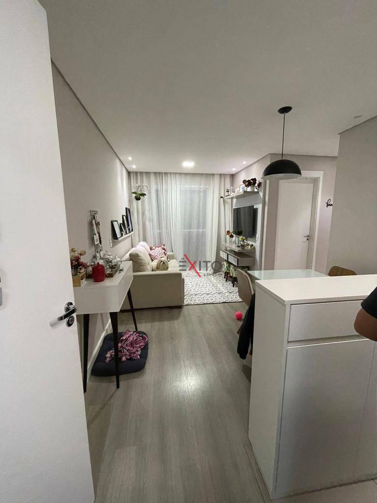 Apartamento à venda com 2 quartos, 54m² - Foto 2