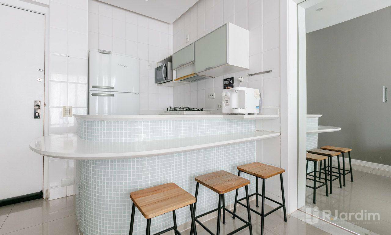 Apartamento para alugar com 2 quartos, 55m² - Foto 30