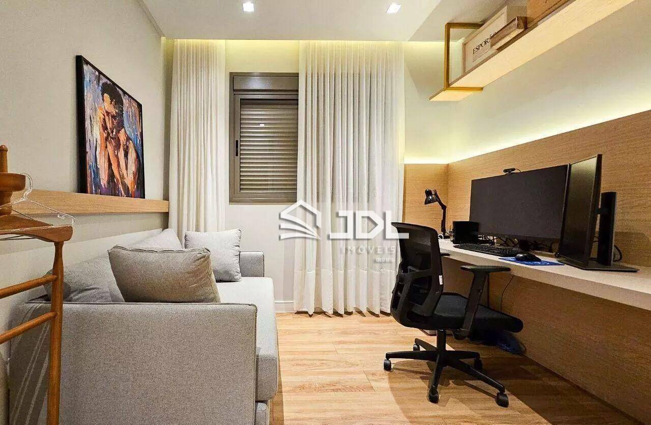 Apartamento à venda com 3 quartos, 137m² - Foto 19